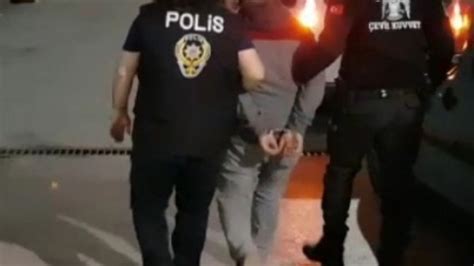 İ­z­m­i­r­­d­e­ ­F­E­T­Ö­ ­o­p­e­r­a­s­y­o­n­u­:­ ­3­1­ ­g­ö­z­a­l­t­ı­